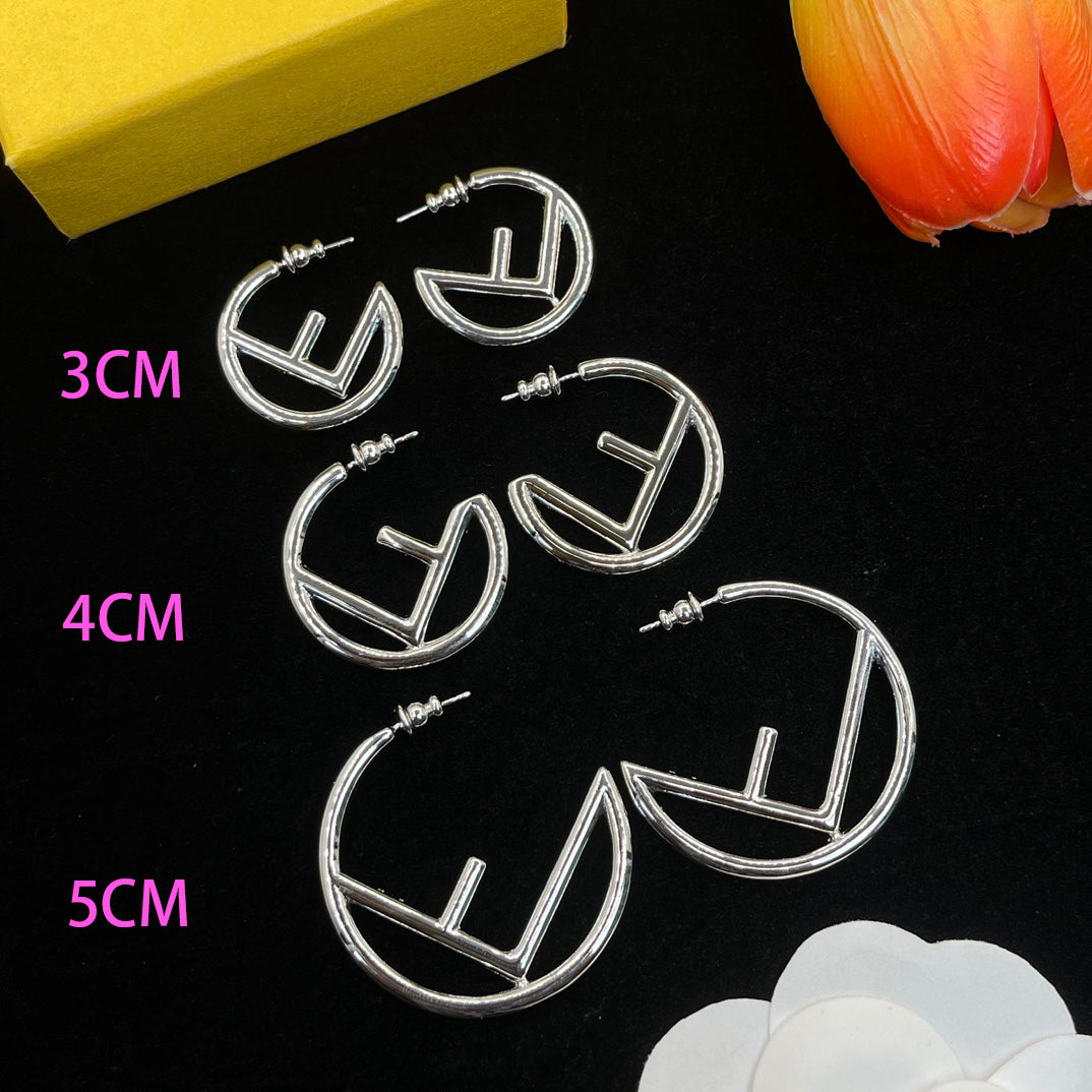 Fashionable Classic Hoop Earrings