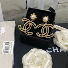 Vintage black and gold earrings