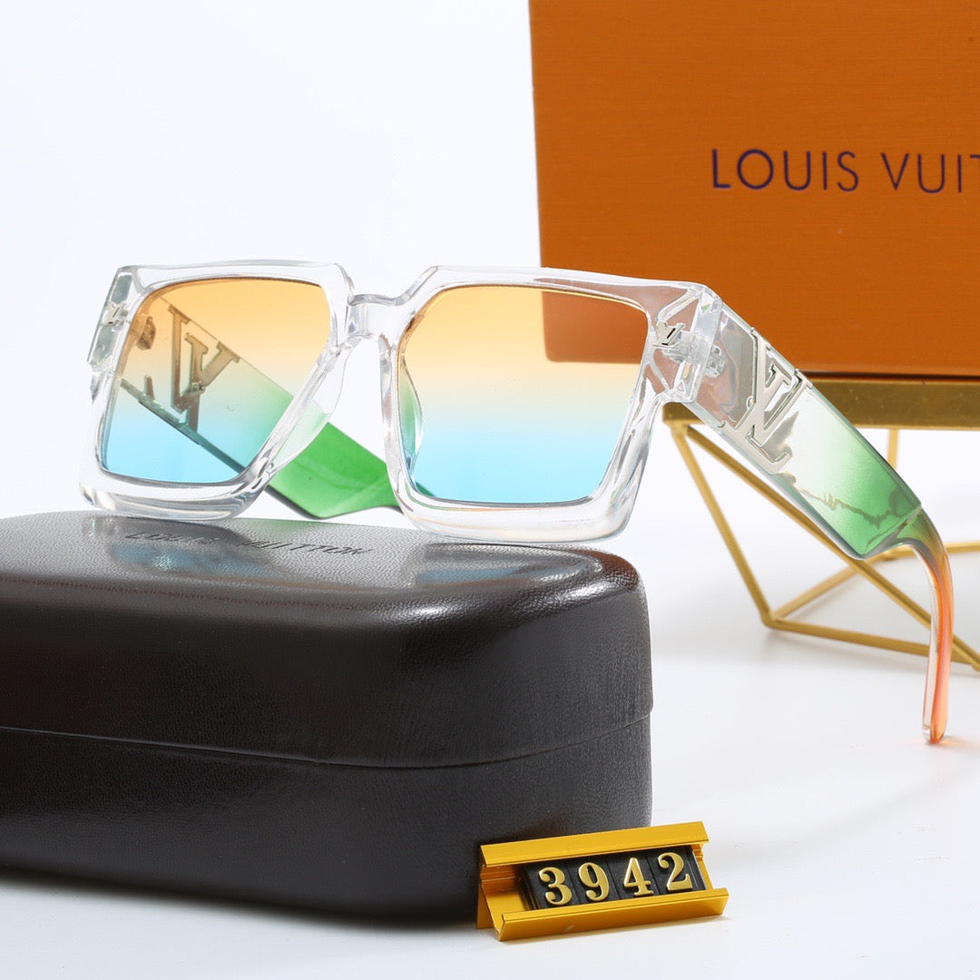 Fashionable square frame sunglasses
