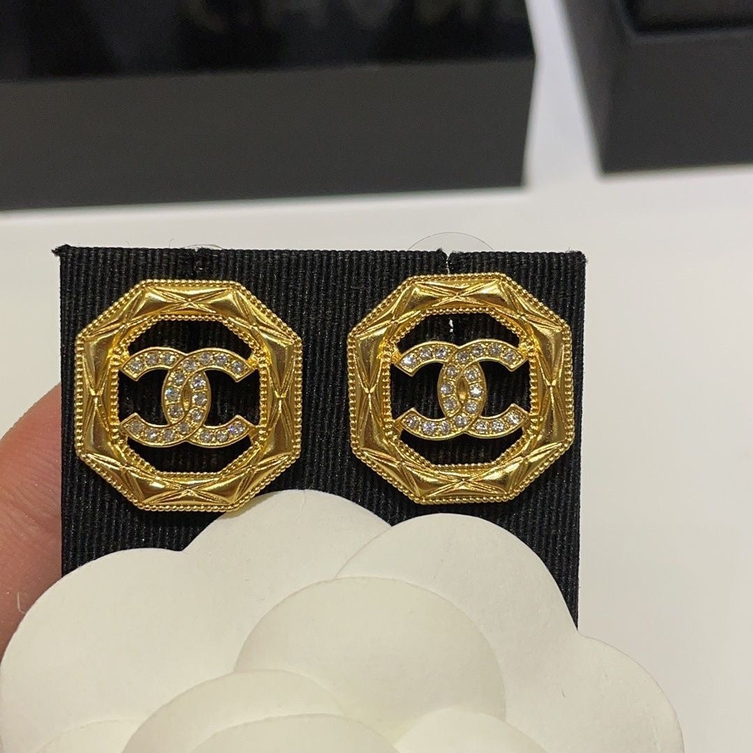 Octagonal Hollow Diamond Stud Earrings