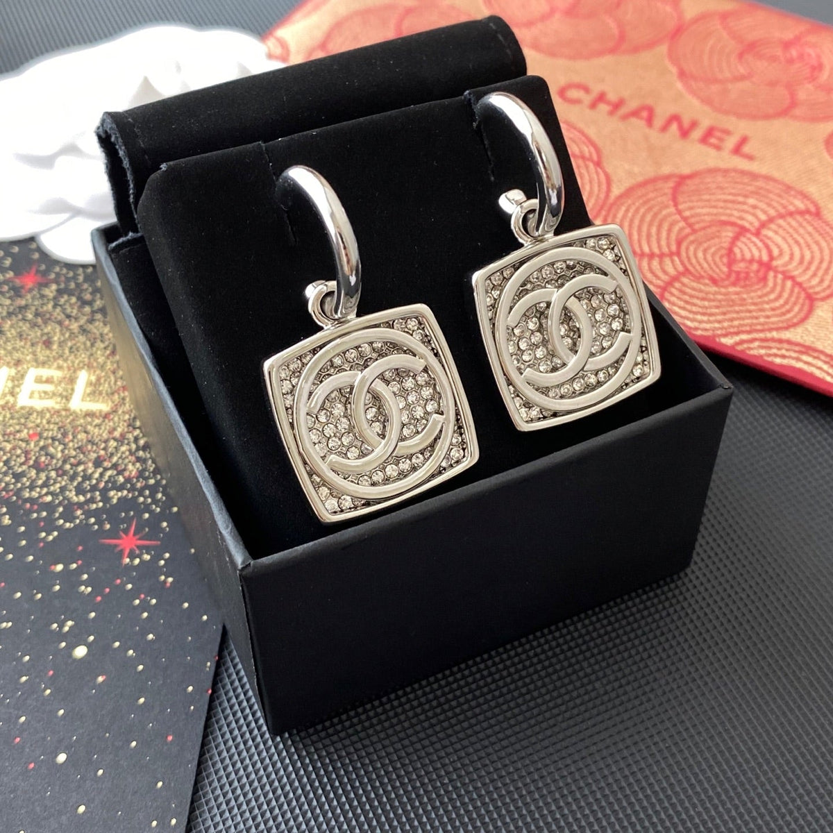 Fashionable diamond square drop earrings
