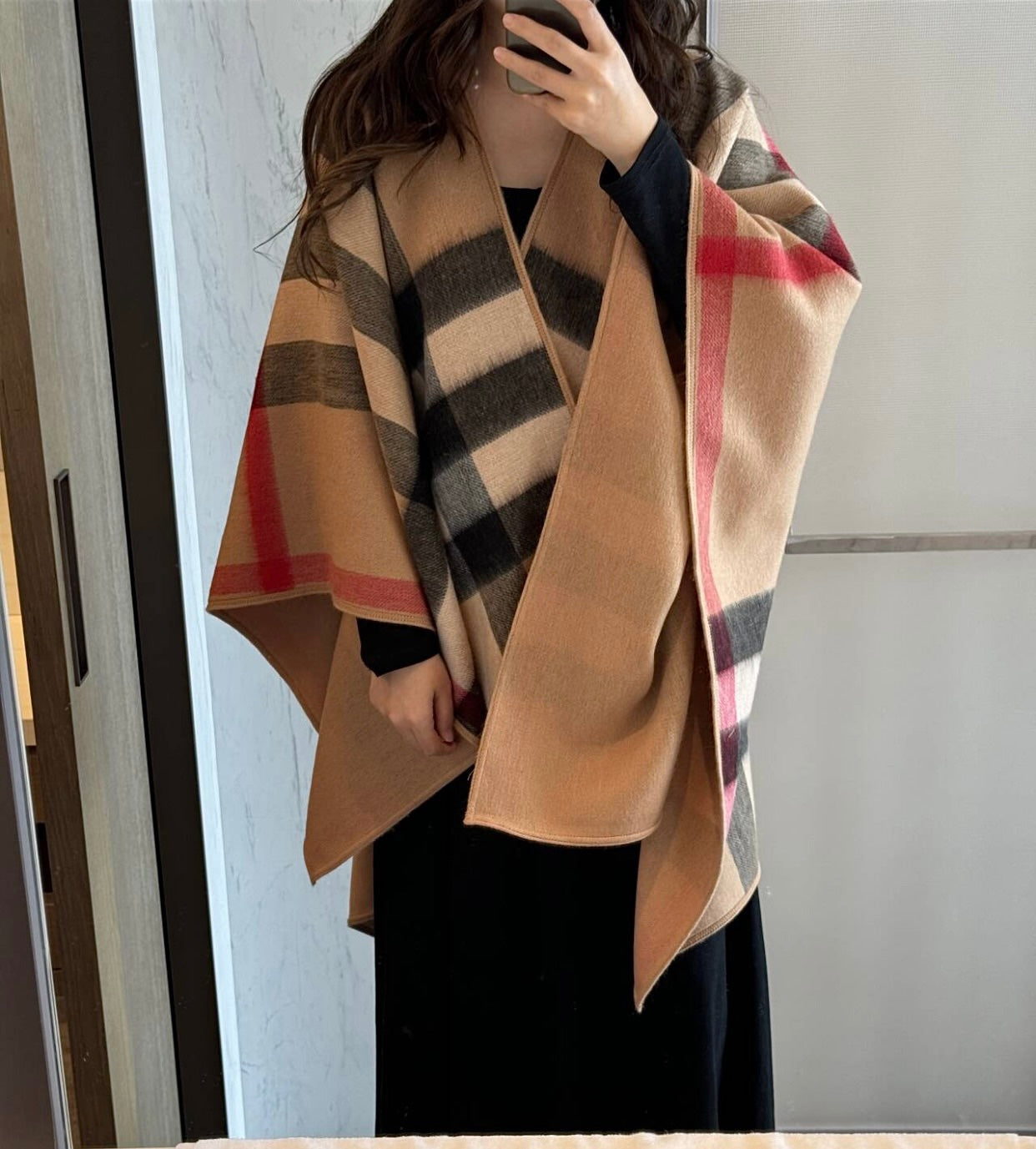 Double-sided Wool Plaid Cape