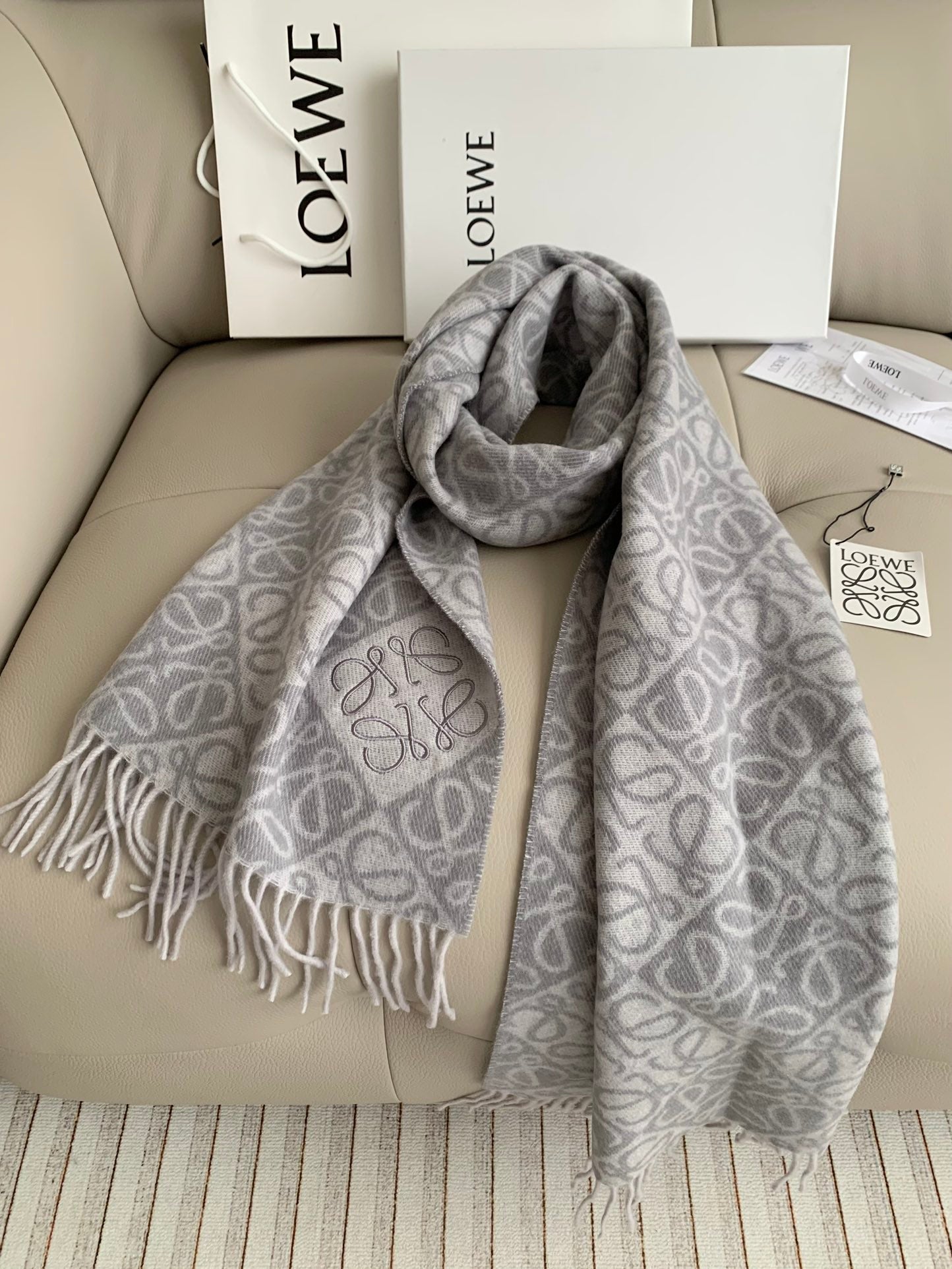 Printed tassel scarf