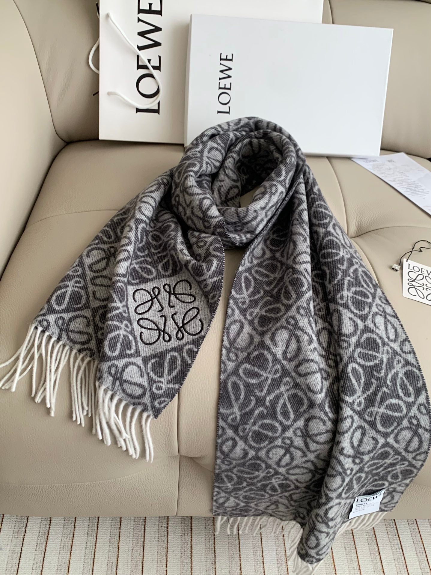 Printed tassel scarf