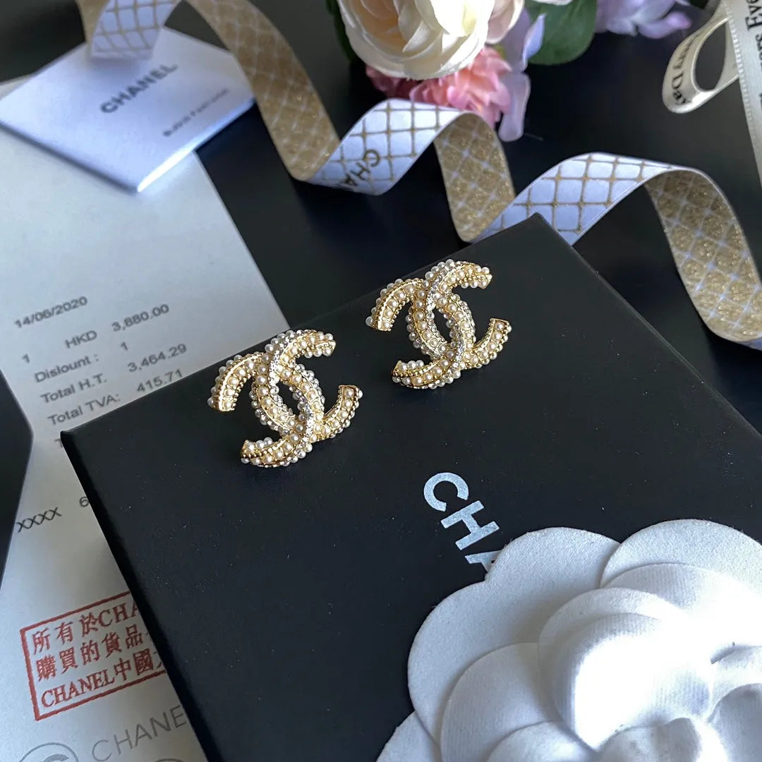 Elegant Pearl Stud Earrings