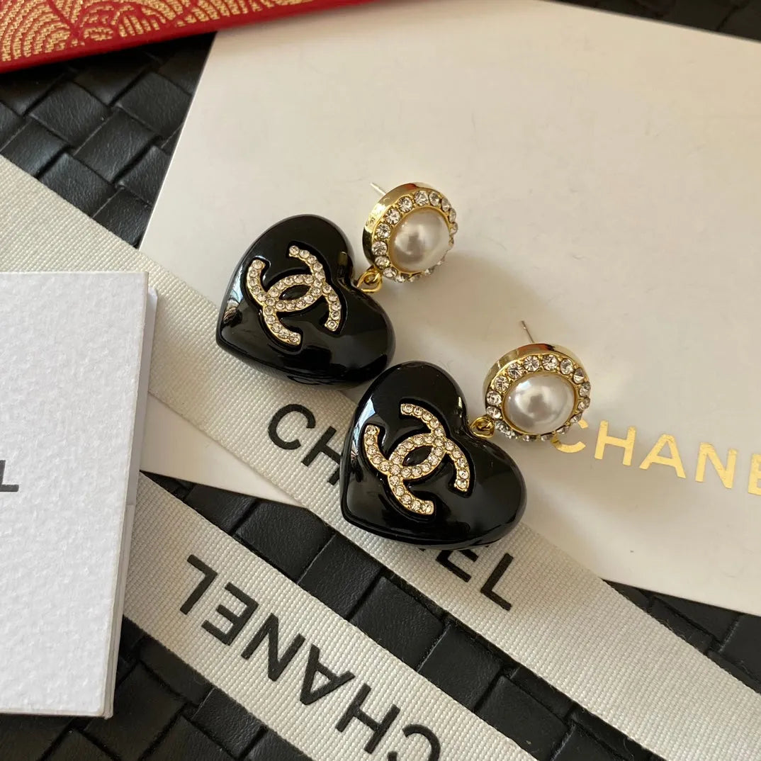 Heart pearl earrings & necklace