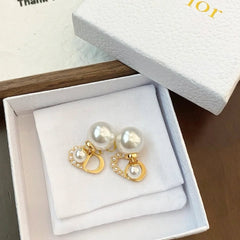 Stylish Pearl Two-Wear Earrings