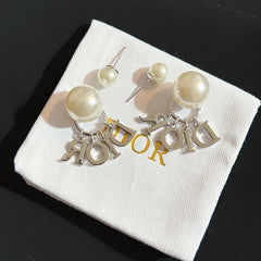 Fashionable pearl letter pendant earrings