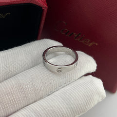 Classic Love Ring