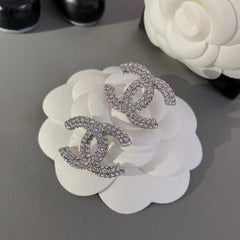 Full rhinestone stud earrings