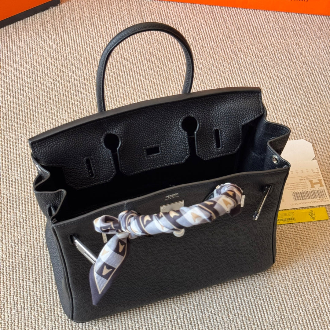 Leather fashion silver buckle handbag