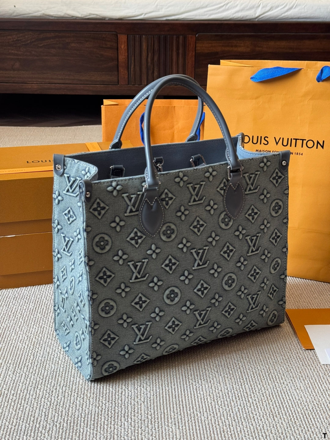 Fully embossed vintage tote