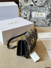 Blue Letter Jacquard Chain Bag