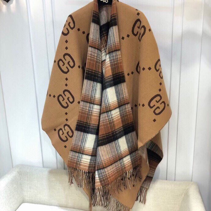Vintage Double-Sided Jacquard Cape