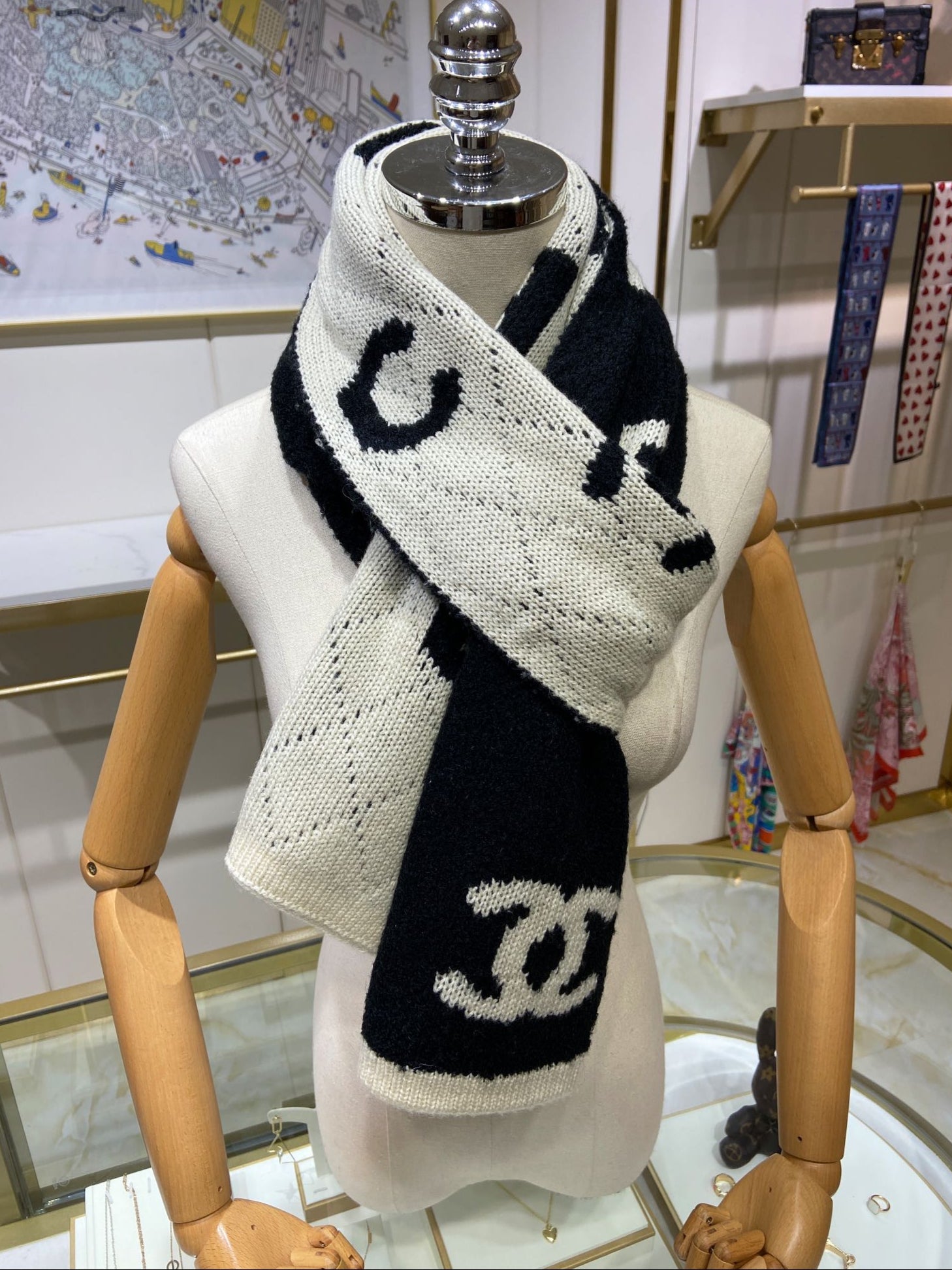 Alphanumeric pattern cashmere scarf