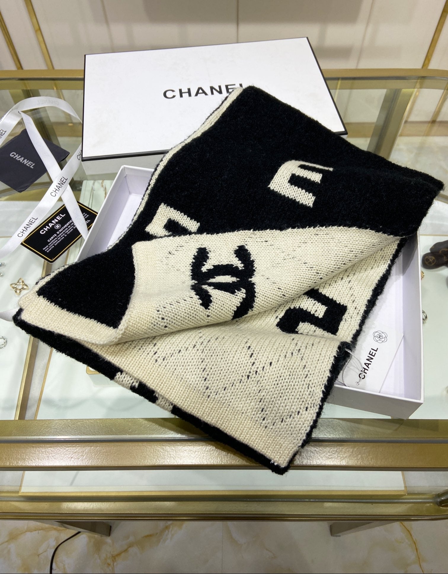 Alphanumeric pattern cashmere scarf