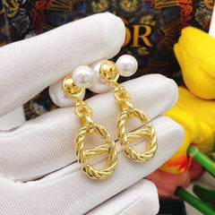 Twisted Metal Pearl Earrings
