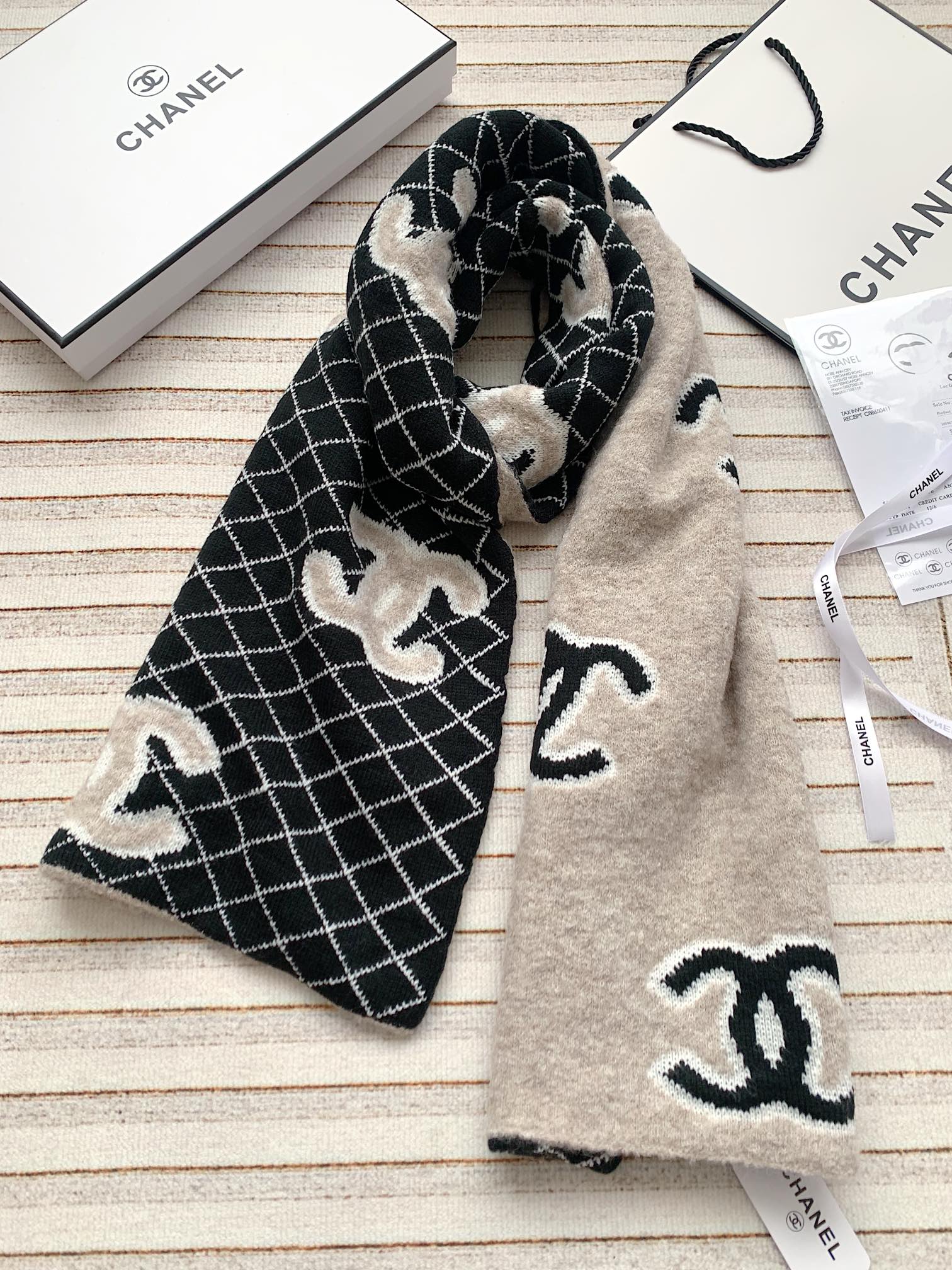 Classic Argyle double-sided scarf