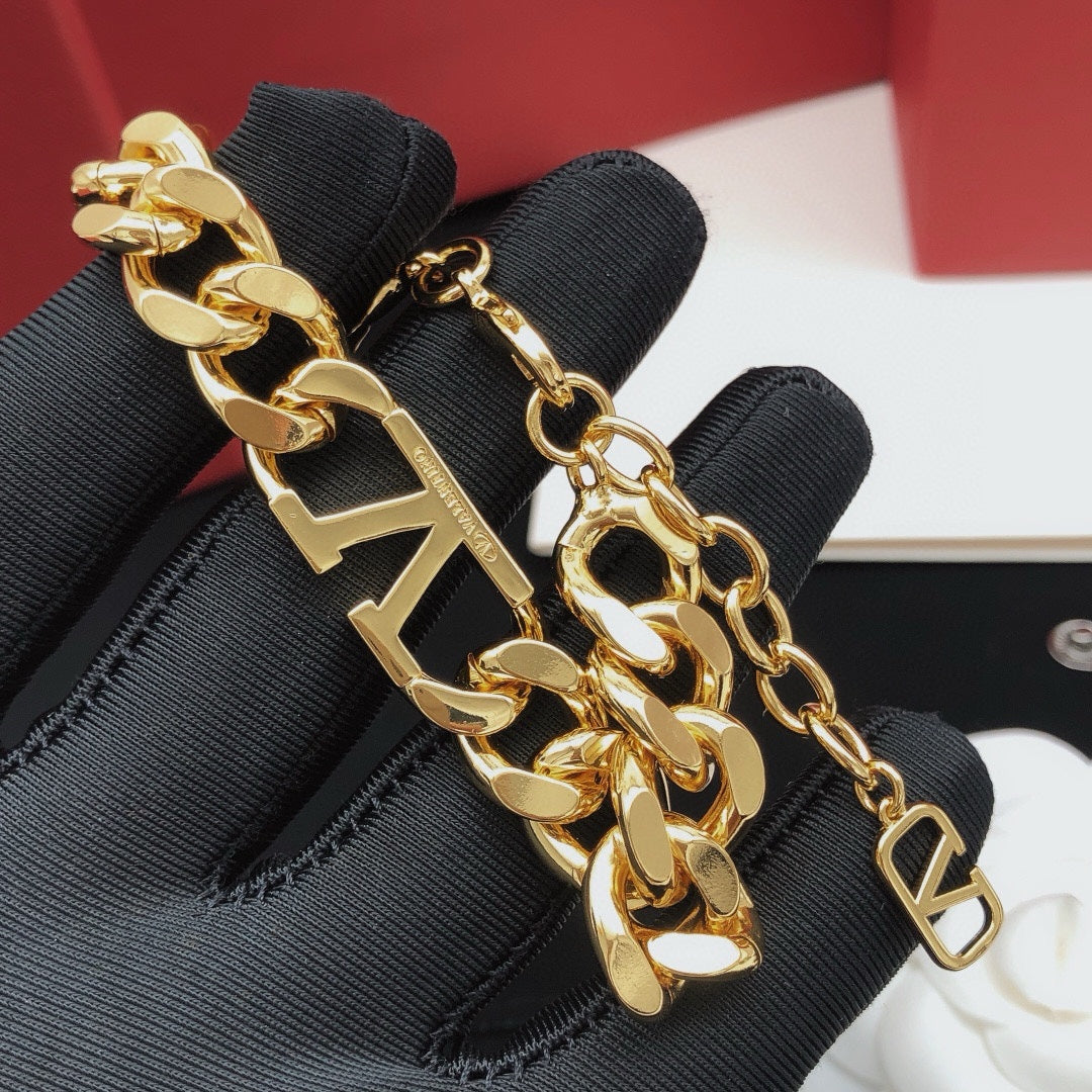 V Diamond Chain bracelet