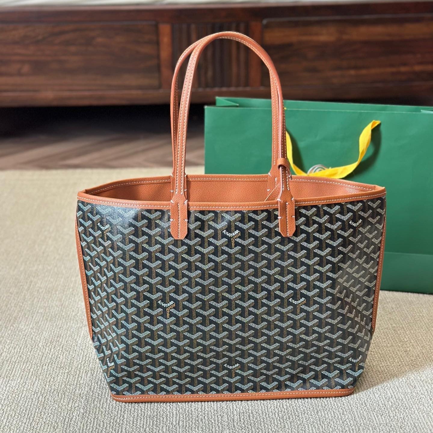 Leather double-sided medium tote bag