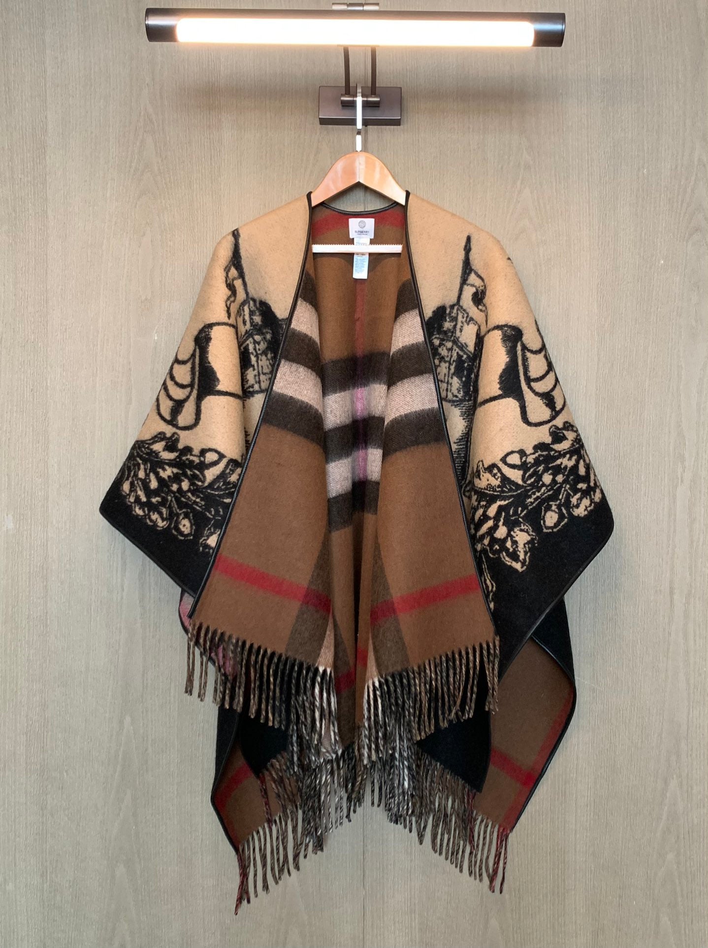 Double-sided Jacquard Cape