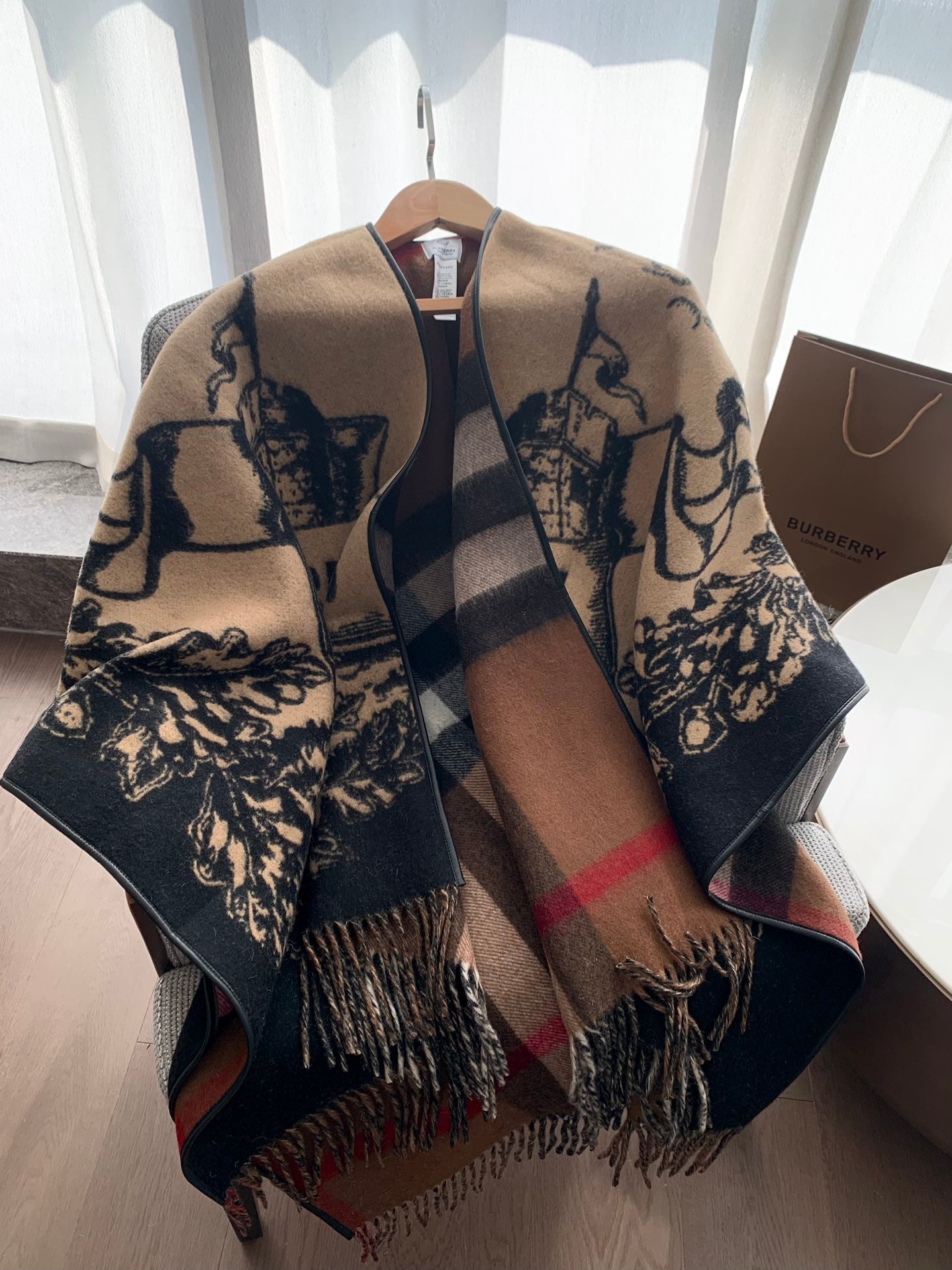 Double-sided Jacquard Cape