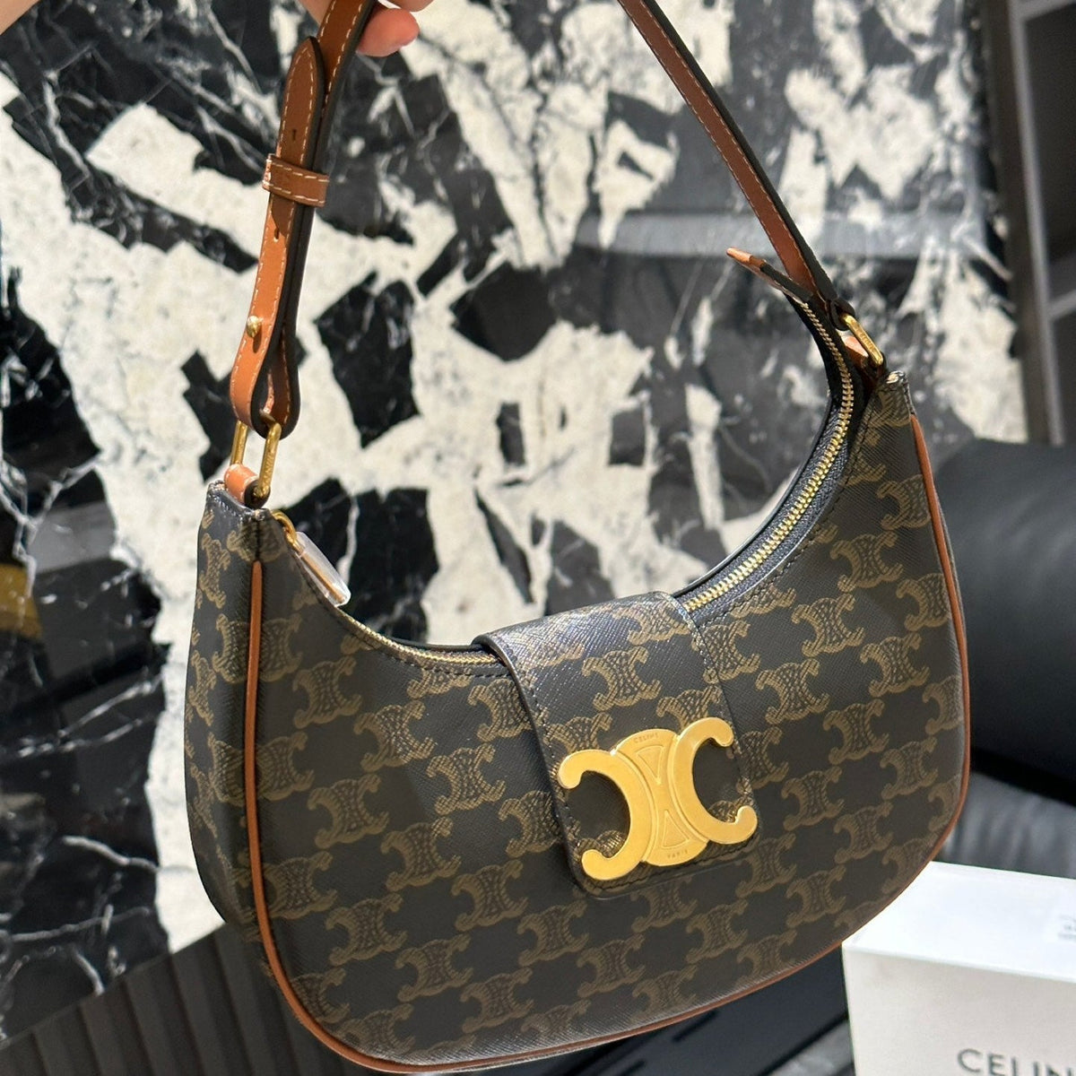 Vintage Arc de Triomphe Underarm Bag