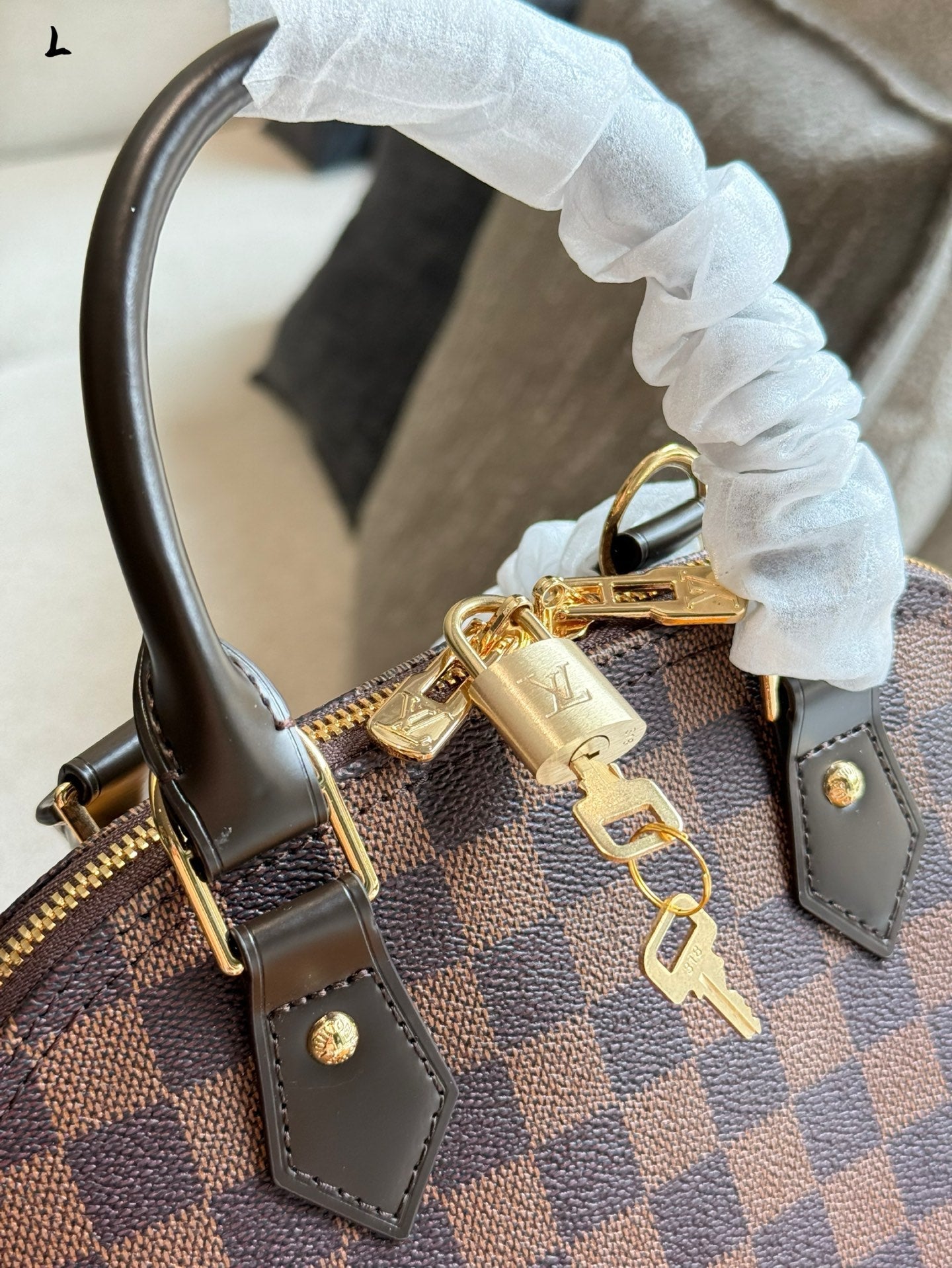 Classic Checkerboard Shell Bag