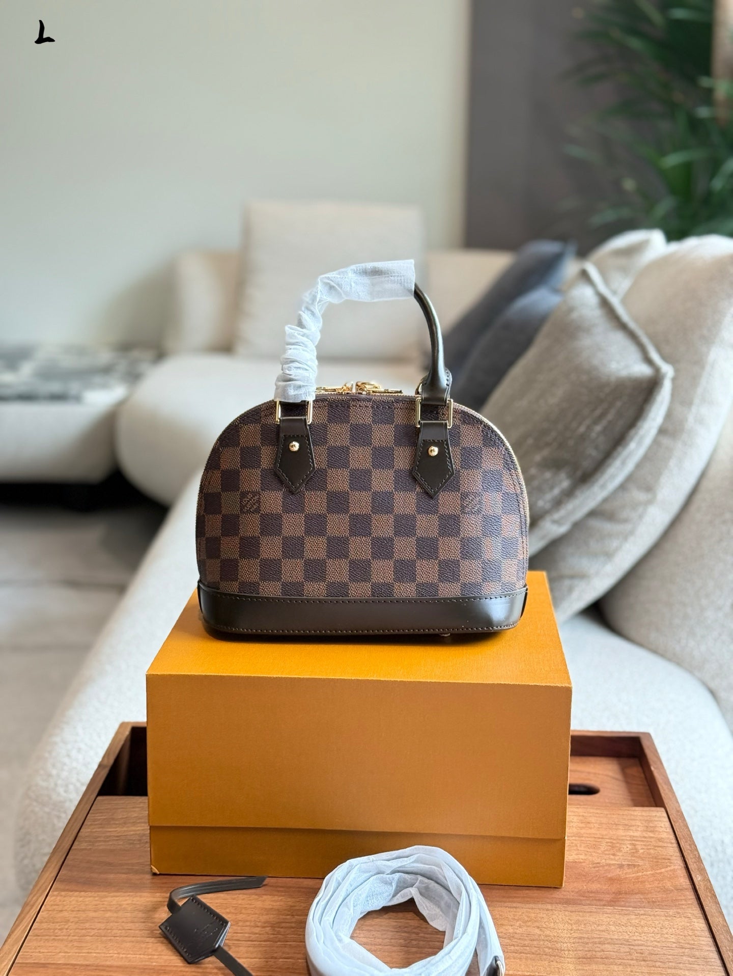 Classic Checkerboard Shell Bag