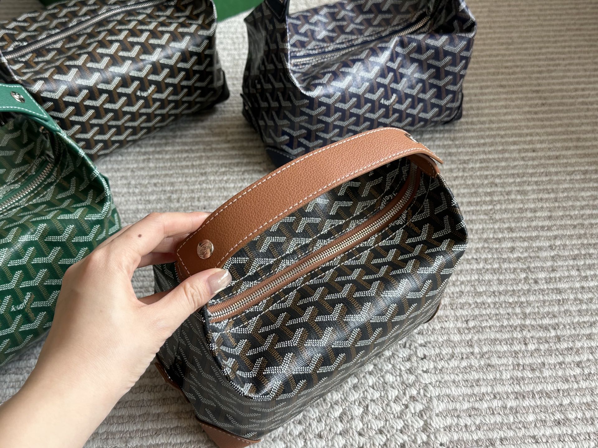 Vintage leather box bag