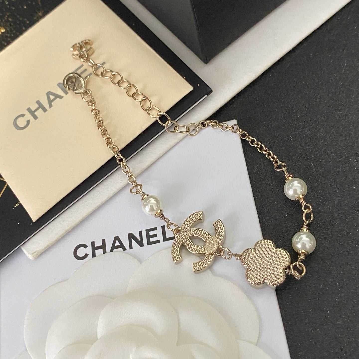 Flower Crystal Bracelet