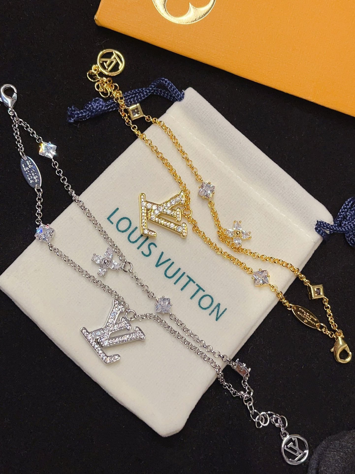Sparkling diamond letter bracelet