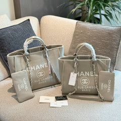 Fashionable Gray Trendy Tote Bag