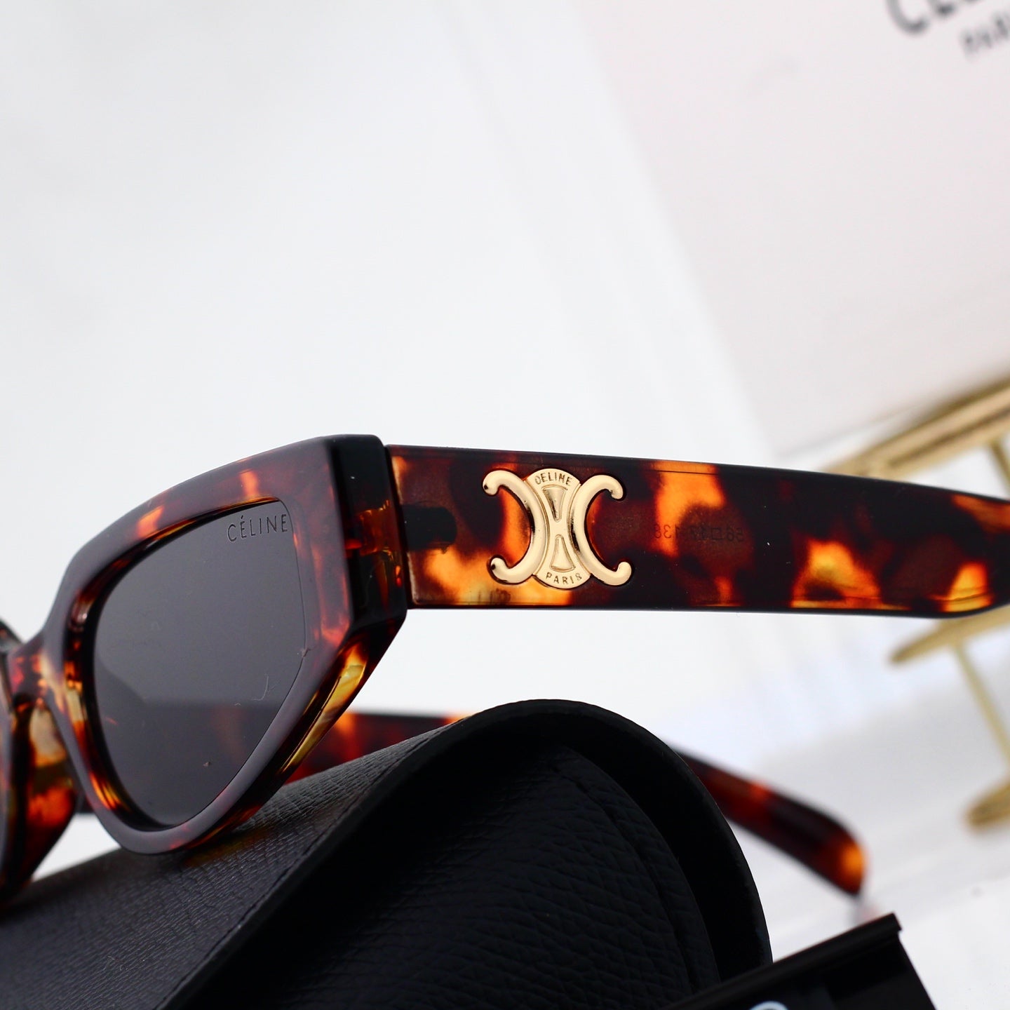Cat-eye universal sunglasses