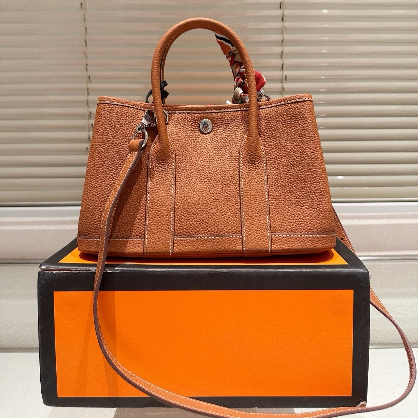 Leather Hand-held Garden Small Bag