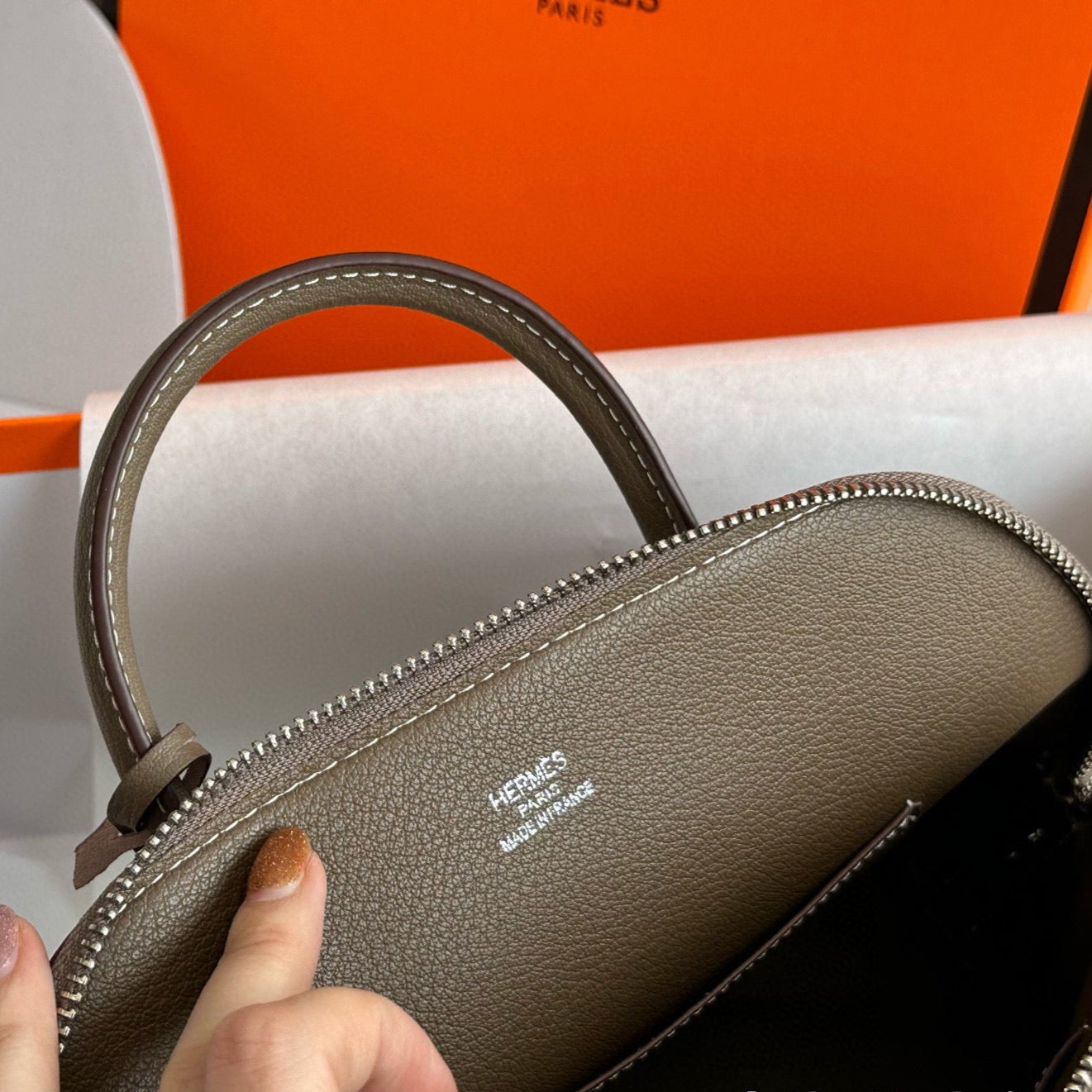 Classic leather shell bag