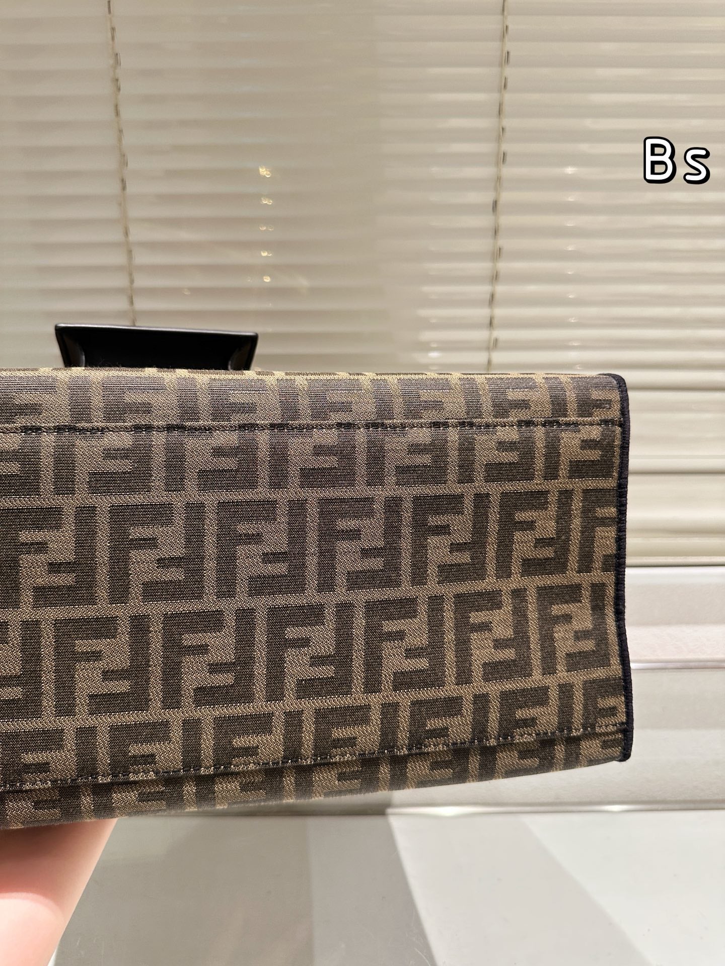 Retro embroidery shopping bag