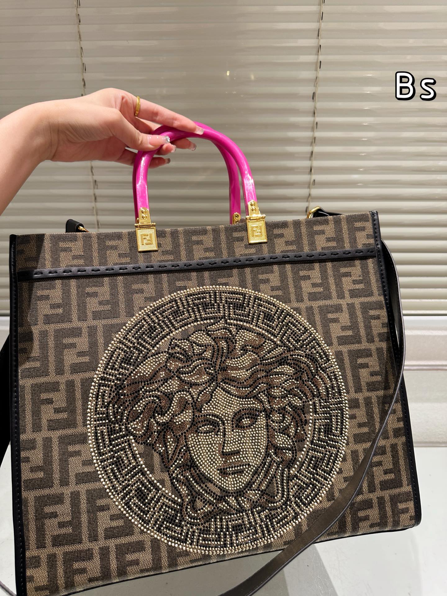 Vintage Embroidery Diamond Shopping Bag