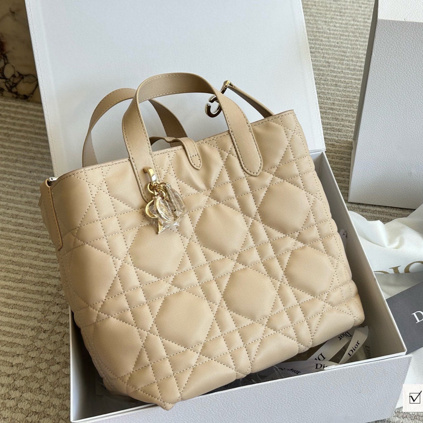 2 Sizes Elegant Handbag