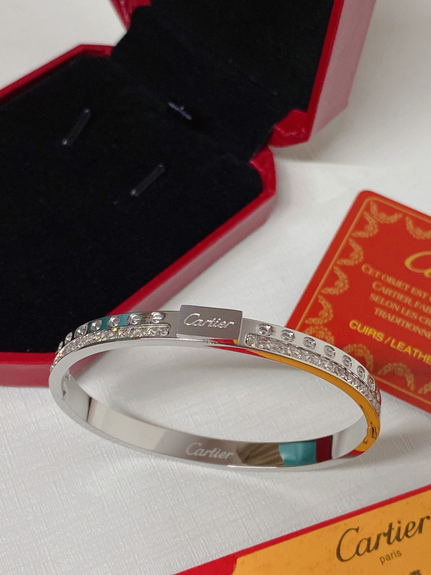 Classic diamond bracelet