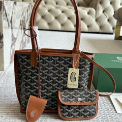 Leather mini shopping bag