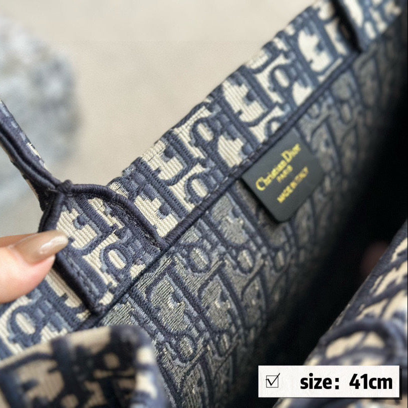 3 Sizes Embroidered Tote