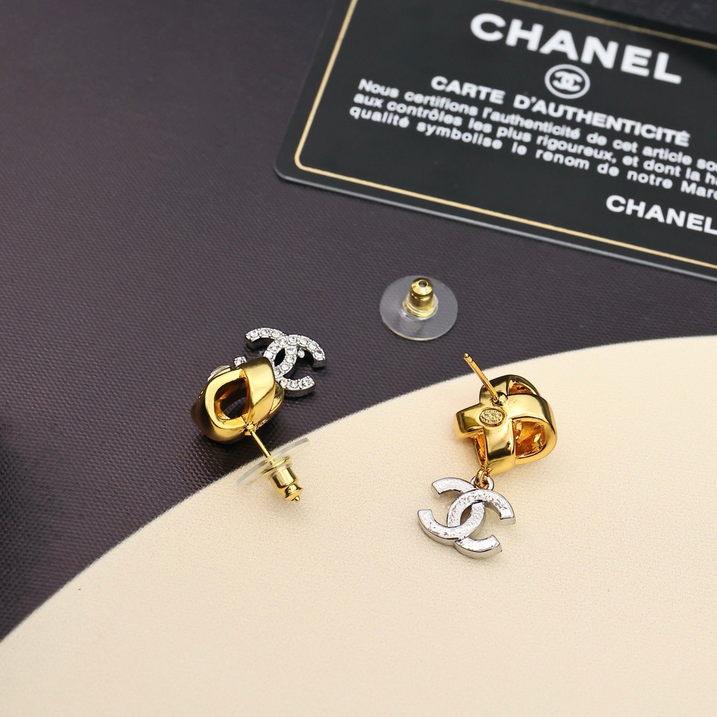 Diamond-shaped Stud Earrings