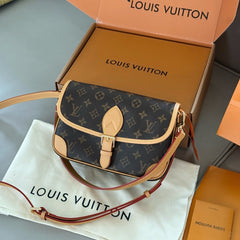 Leather Baguette Crossbody Handbag