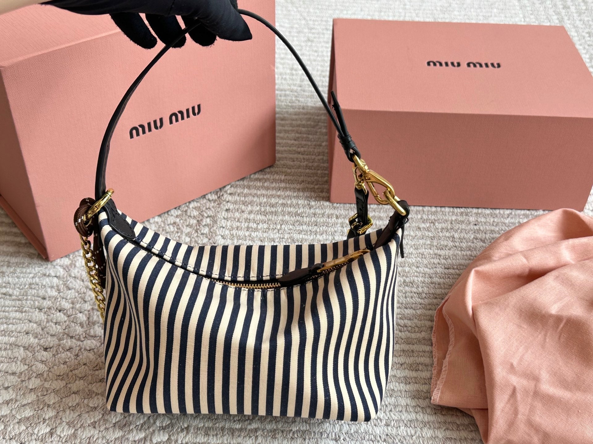 Striped canvas box bag