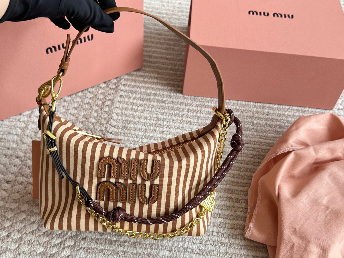 Striped canvas box bag