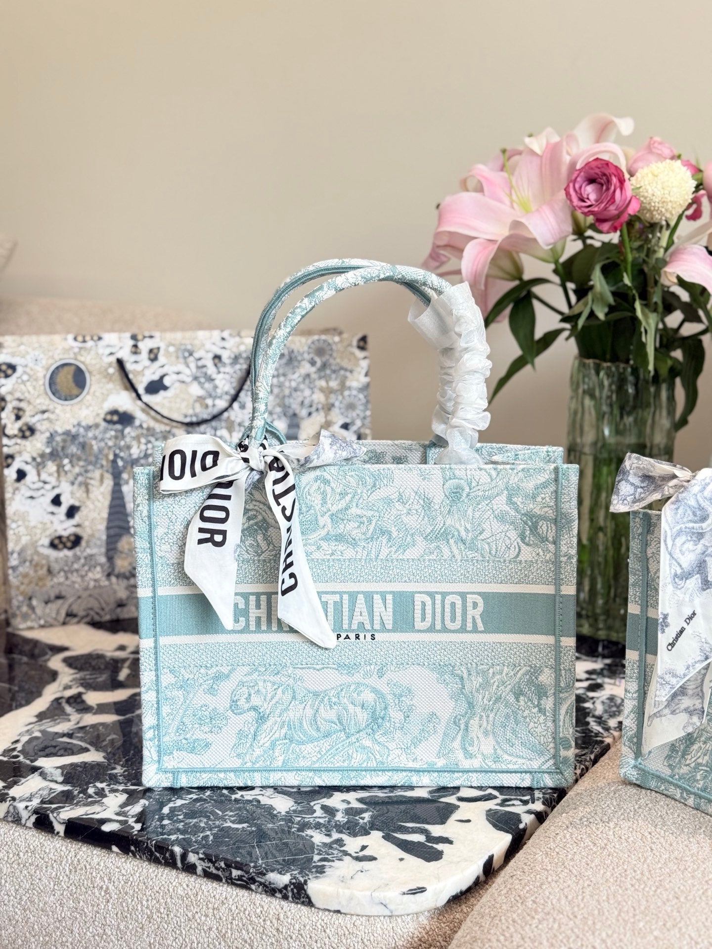 Blue printed embroidery bag