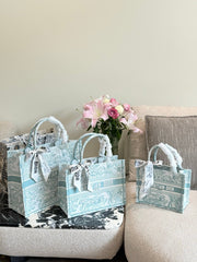 Blue printed embroidery bag