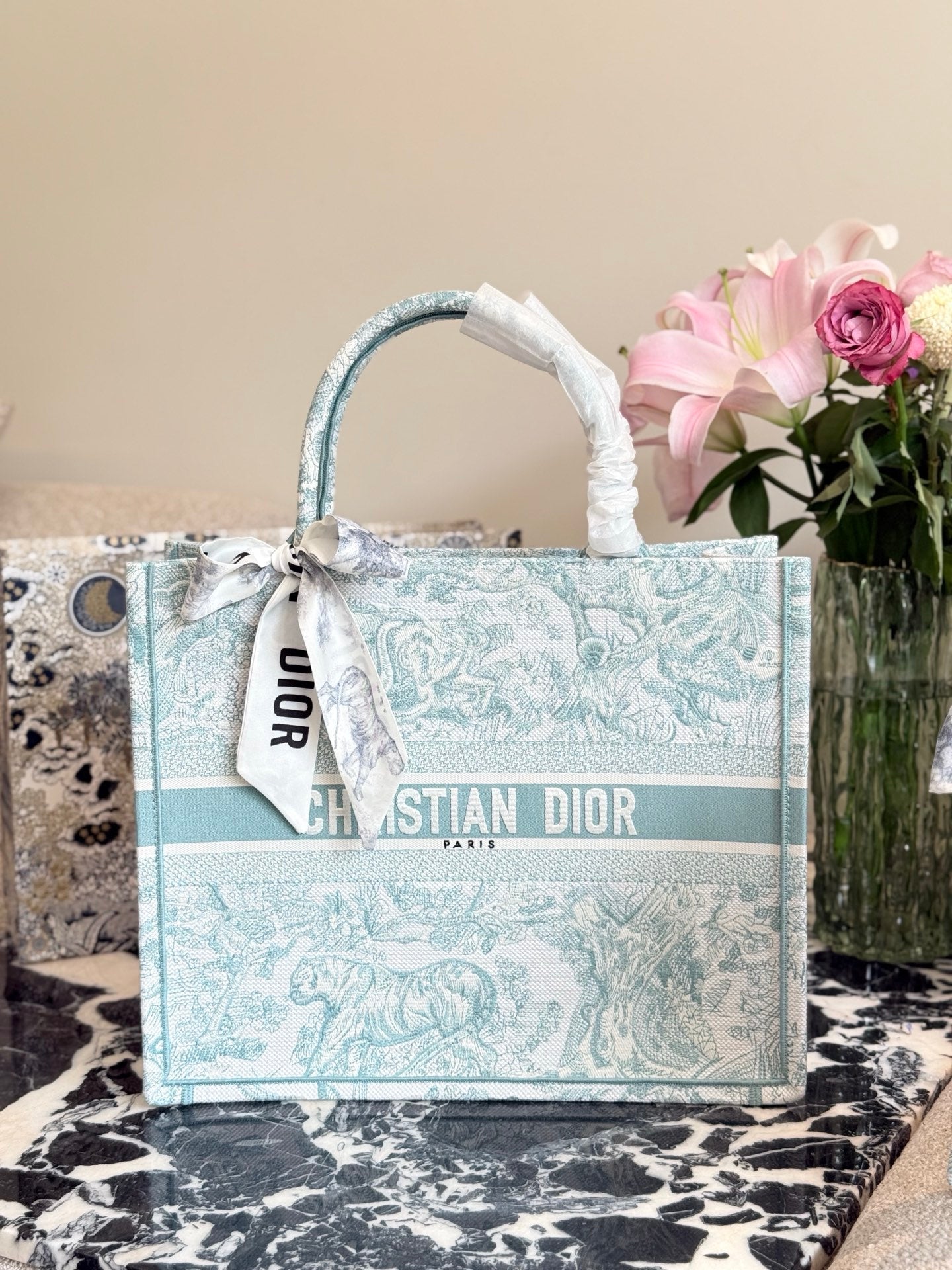 Blue printed embroidery bag