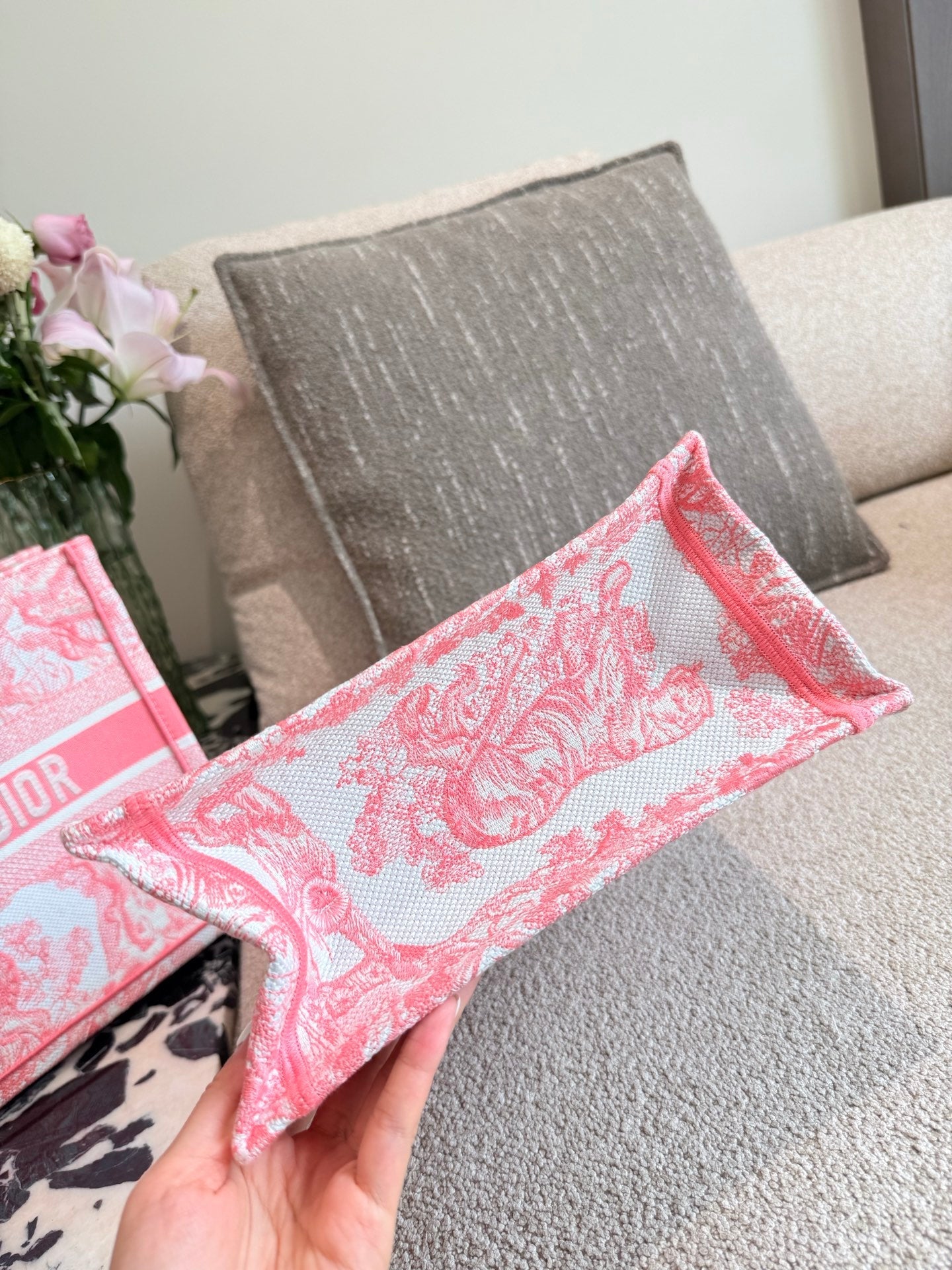 Pink printed embroidery bag